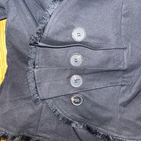 Elegant Black Women's Jacket - Picture 4 of 10